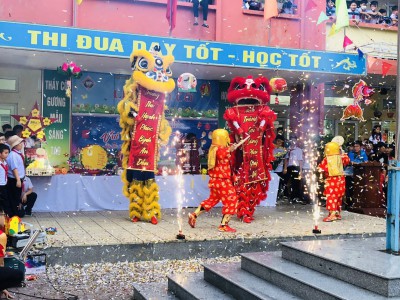 Trường THCS Phan Bội Châu tổ chức vui hội Trung Thu
