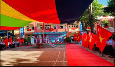 Trường THCS Phan Bội Châu tổ chức lễ khai giảng  năm học 2025-2026